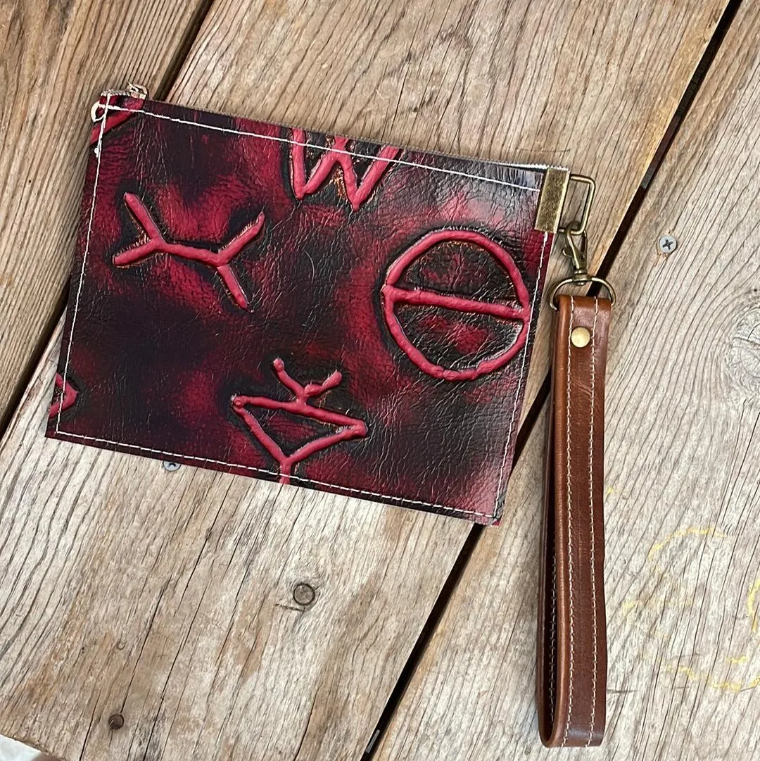 147 Make-up bag - Brindle w/ Red Brands