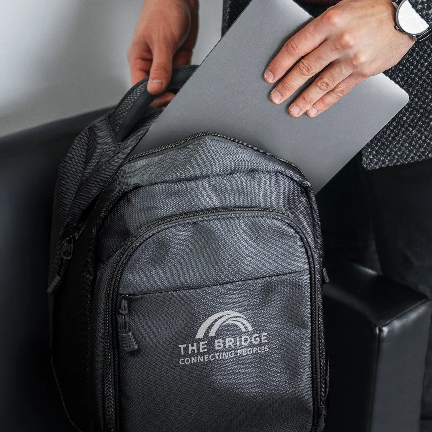 agogo Legacy Laptop Backpack