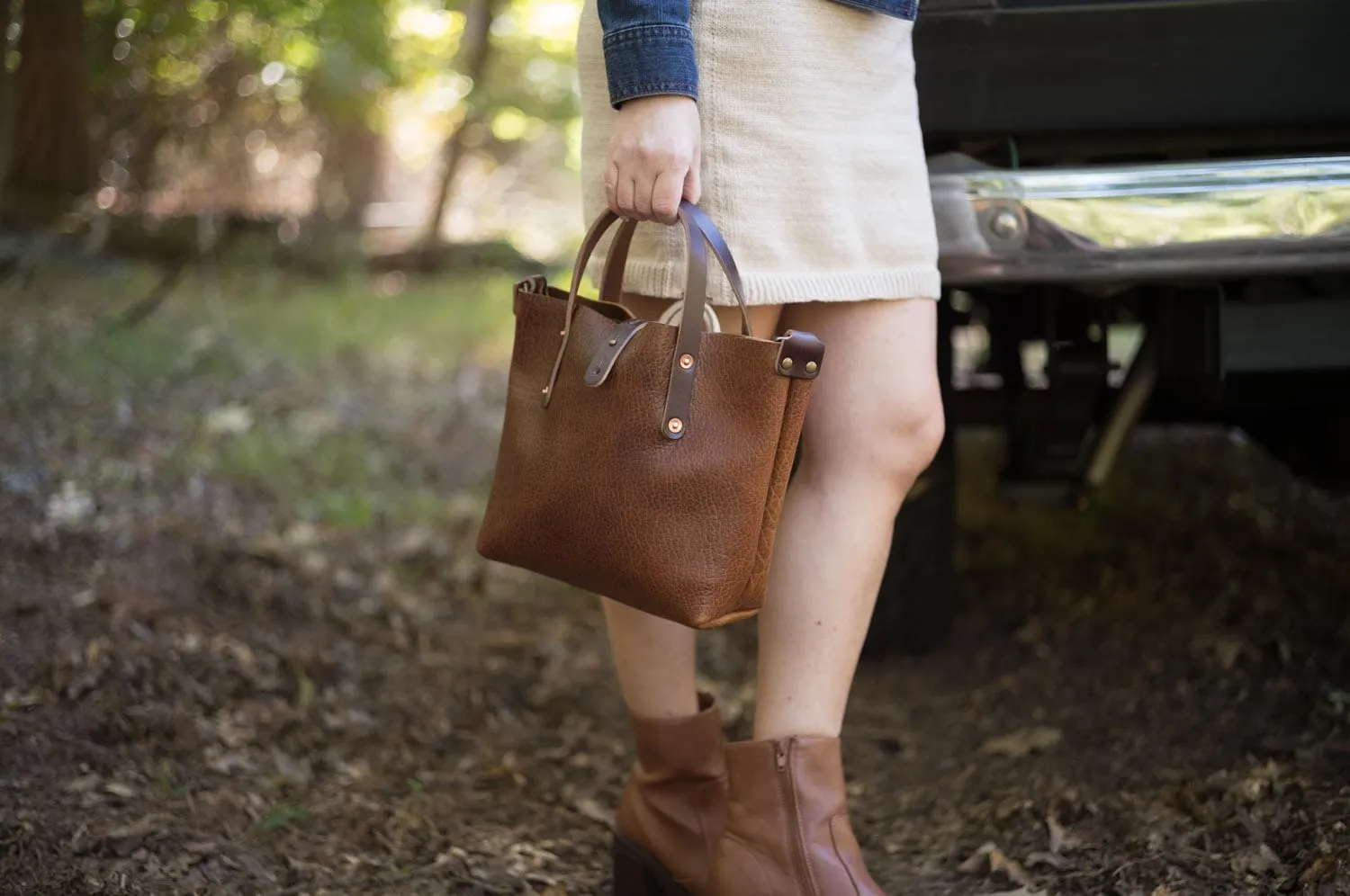 AVERY LEATHER TOTE BAG - MINI CROSSBODY - COGNAC BISON