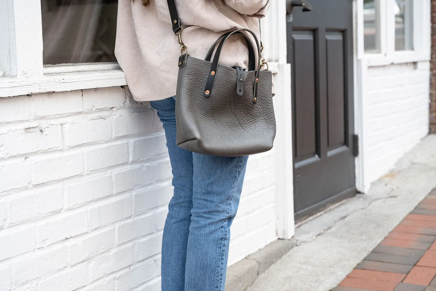 AVERY LEATHER TOTE BAG - MINI CROSSBODY - LEAD GRAY