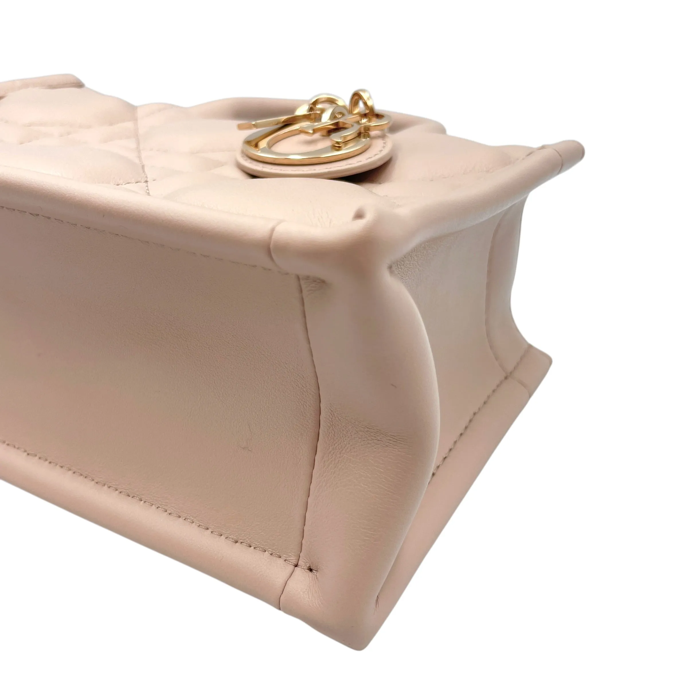 Book Tote Mini Beige in Macrocannage calf, Gold hardware