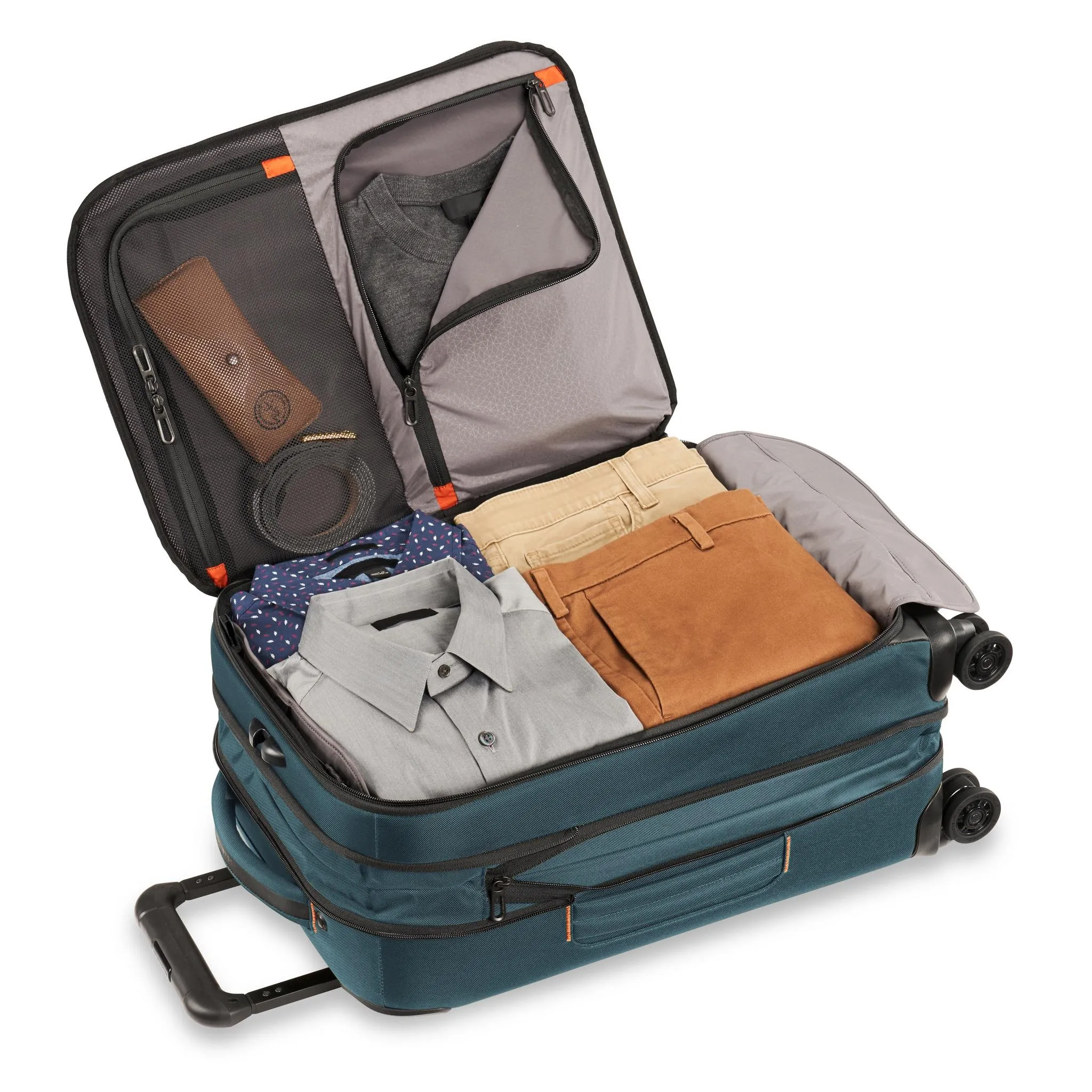 Briggs & Riley ZDX 22" Carry-on Expandable Spinner