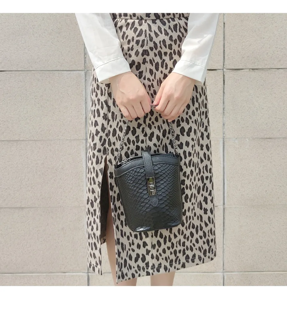Bucket Style Messenger Crossbody Bags