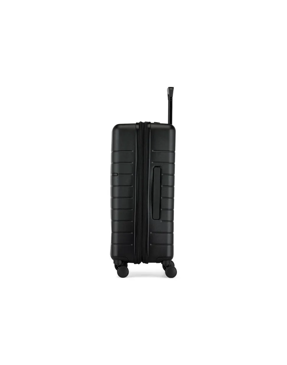 Bugatti Munich 24" Hardside Expandable Spinner