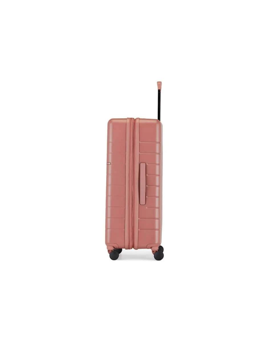 Bugatti Munich 28" Hardside Expandable Spinner