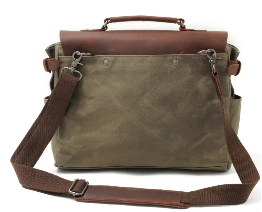 Canvas Crossbody Messenger Bag  | Daintree
