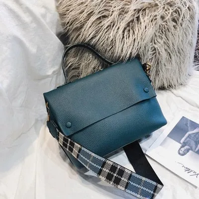 Casual Large Capacity Buckets Bag Designer Cover Shoulder Bag Luxury Matte Pu Handbags Wide Striped Strap Crossbody Bag Purses
