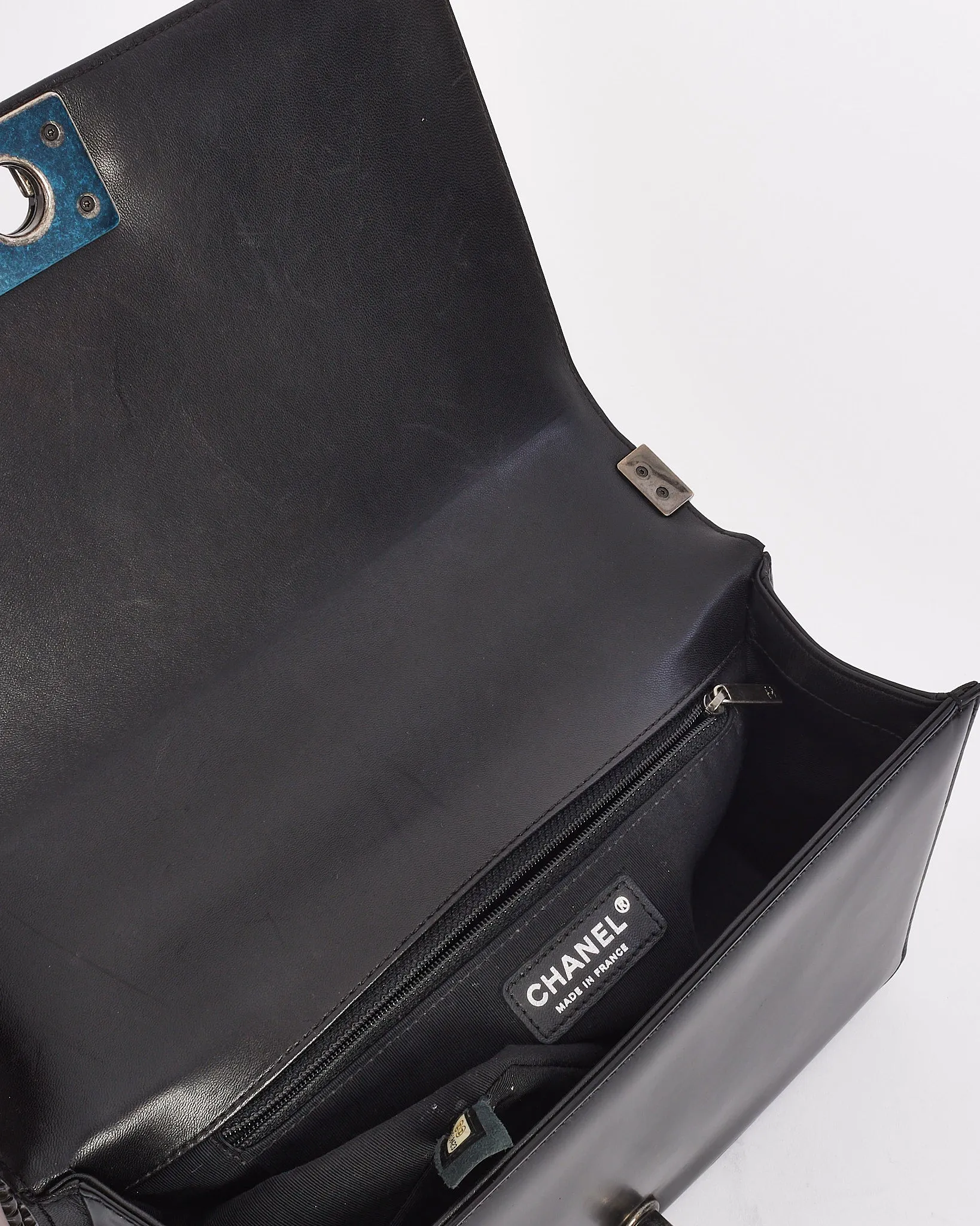 Chanel Black Smooth Glossy Leather Large Boy Bag