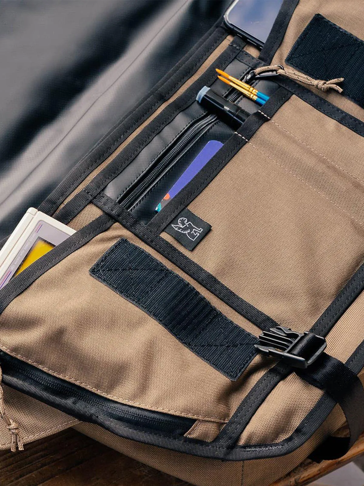 Chrome Industries Buran III Messenger Bag Black