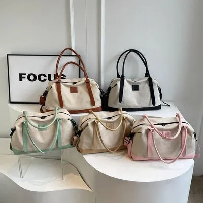 Contrast Travel Bag