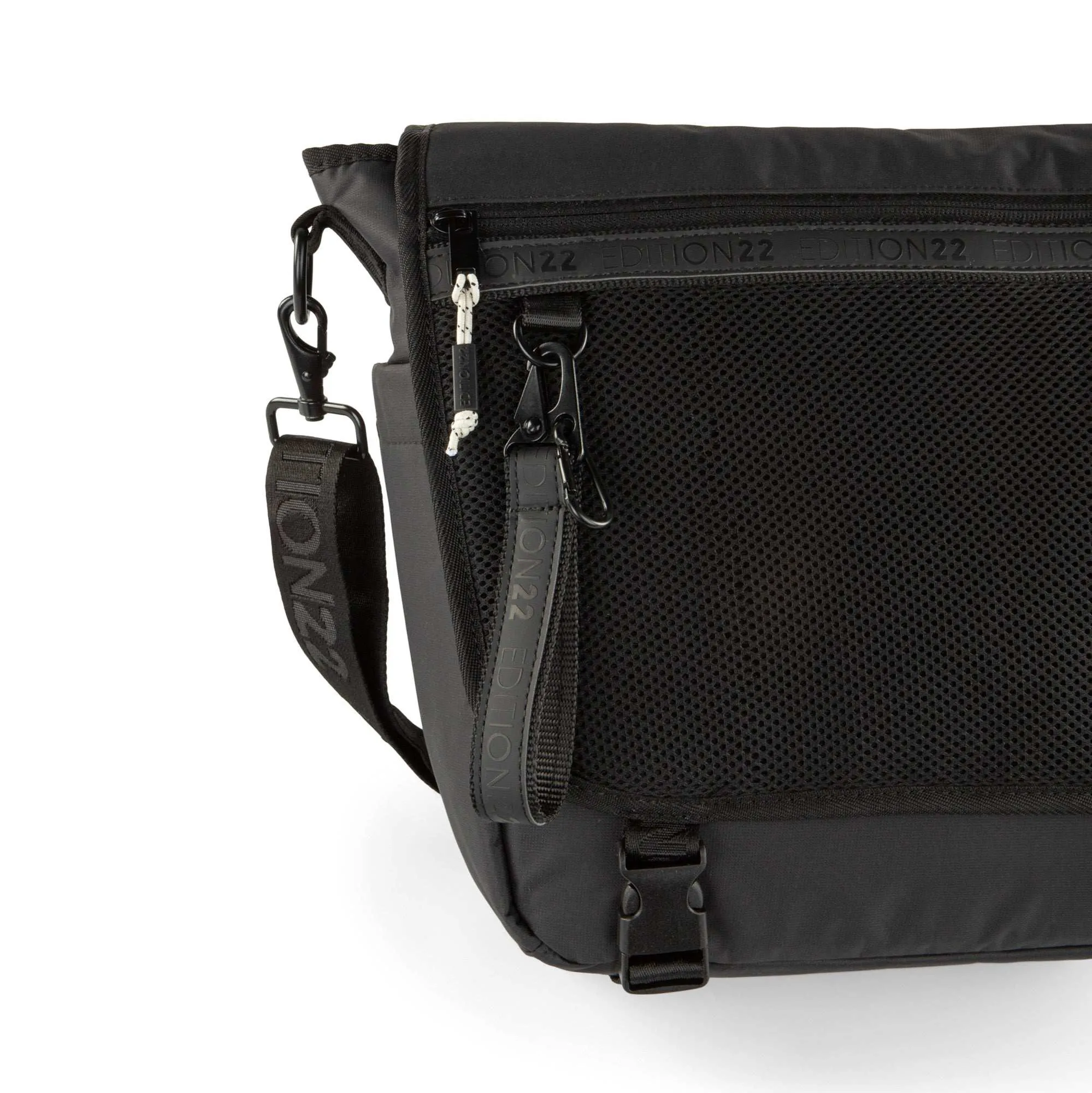 Edition22 Messenger Bag