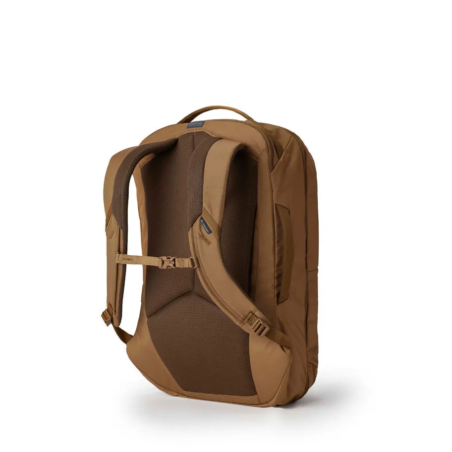 Gregory Border Traveler 30 Coyote Brown
