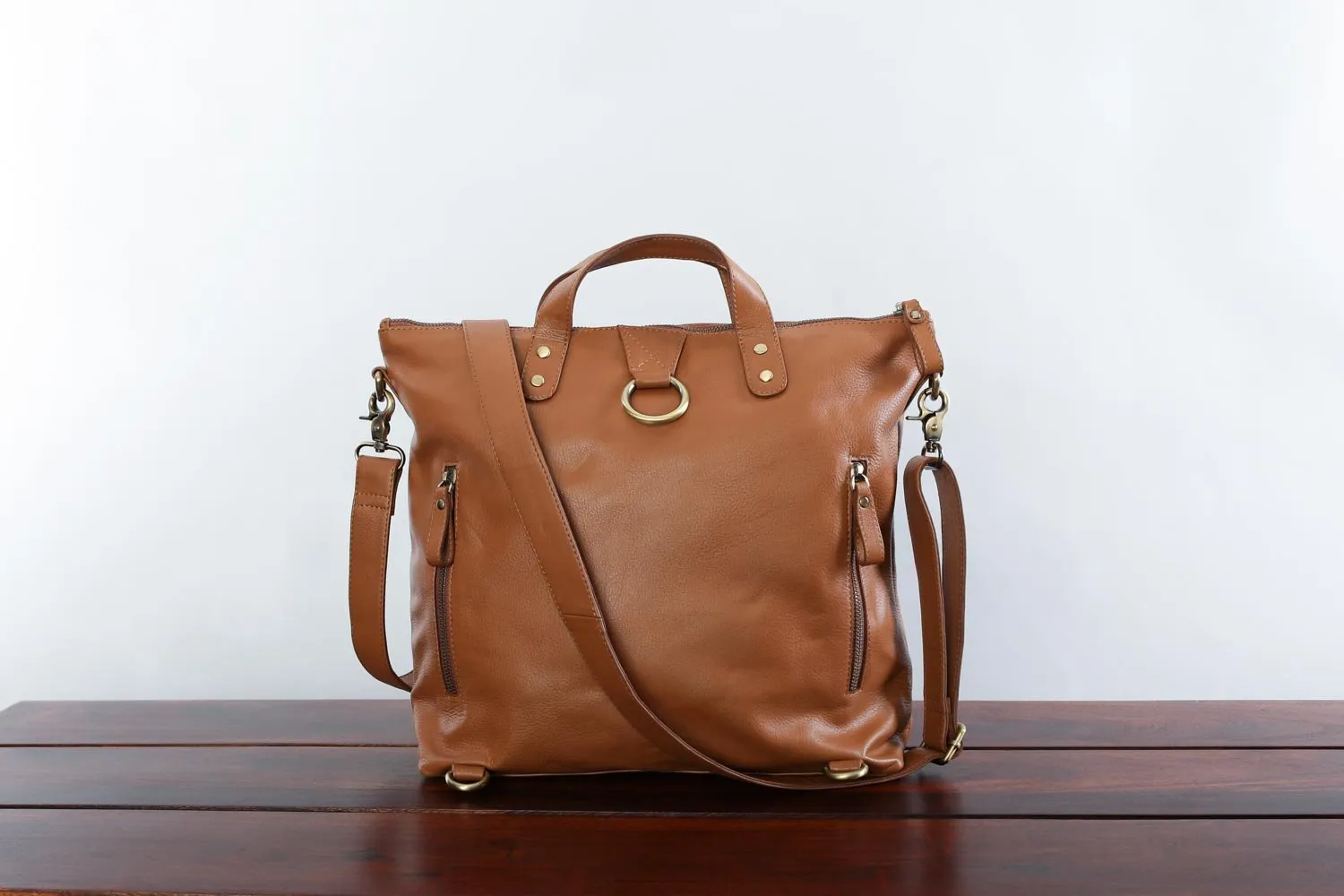Hana Satchel in tan Brown