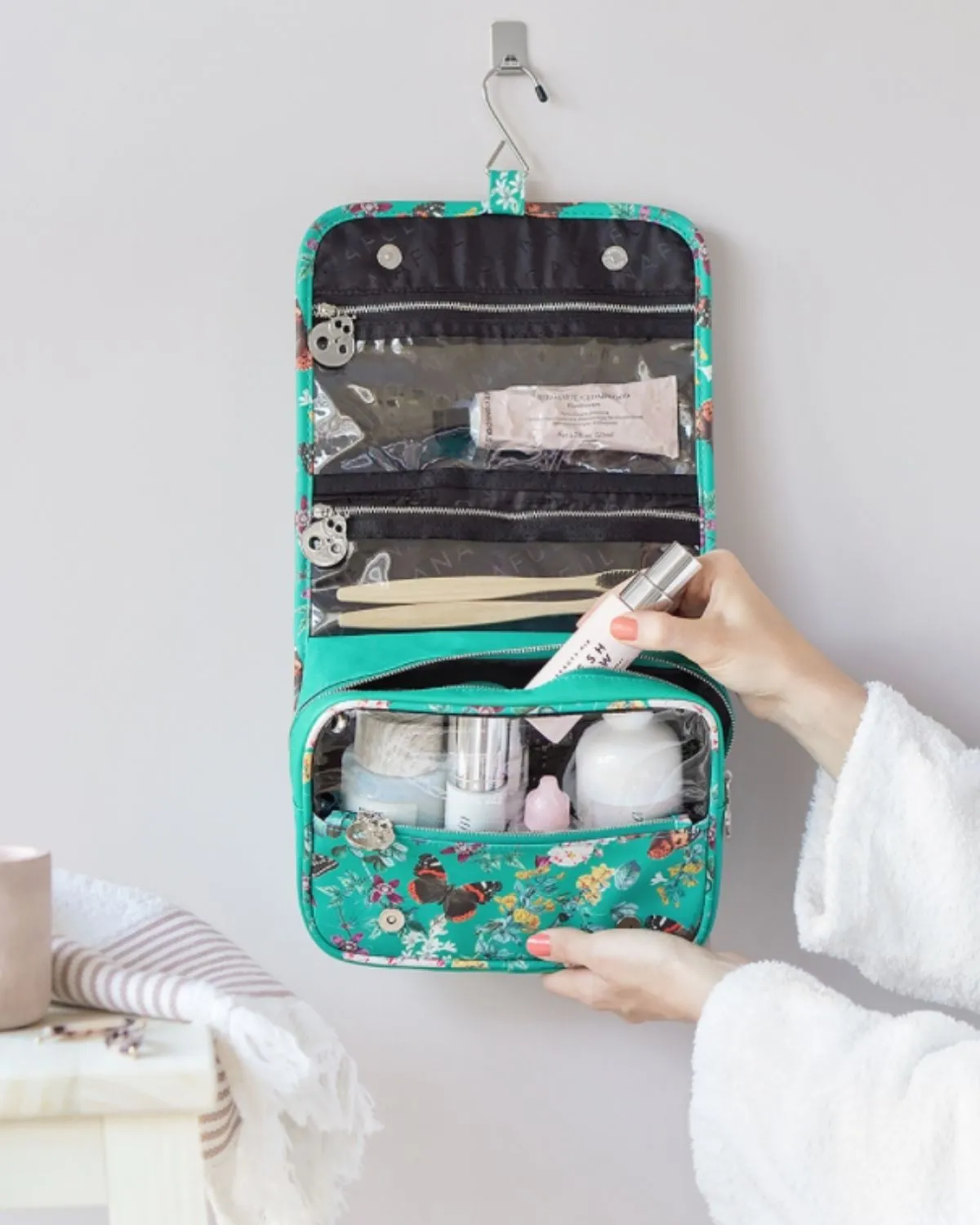 Hanging Wash Bag Butterfly Spirit Collection