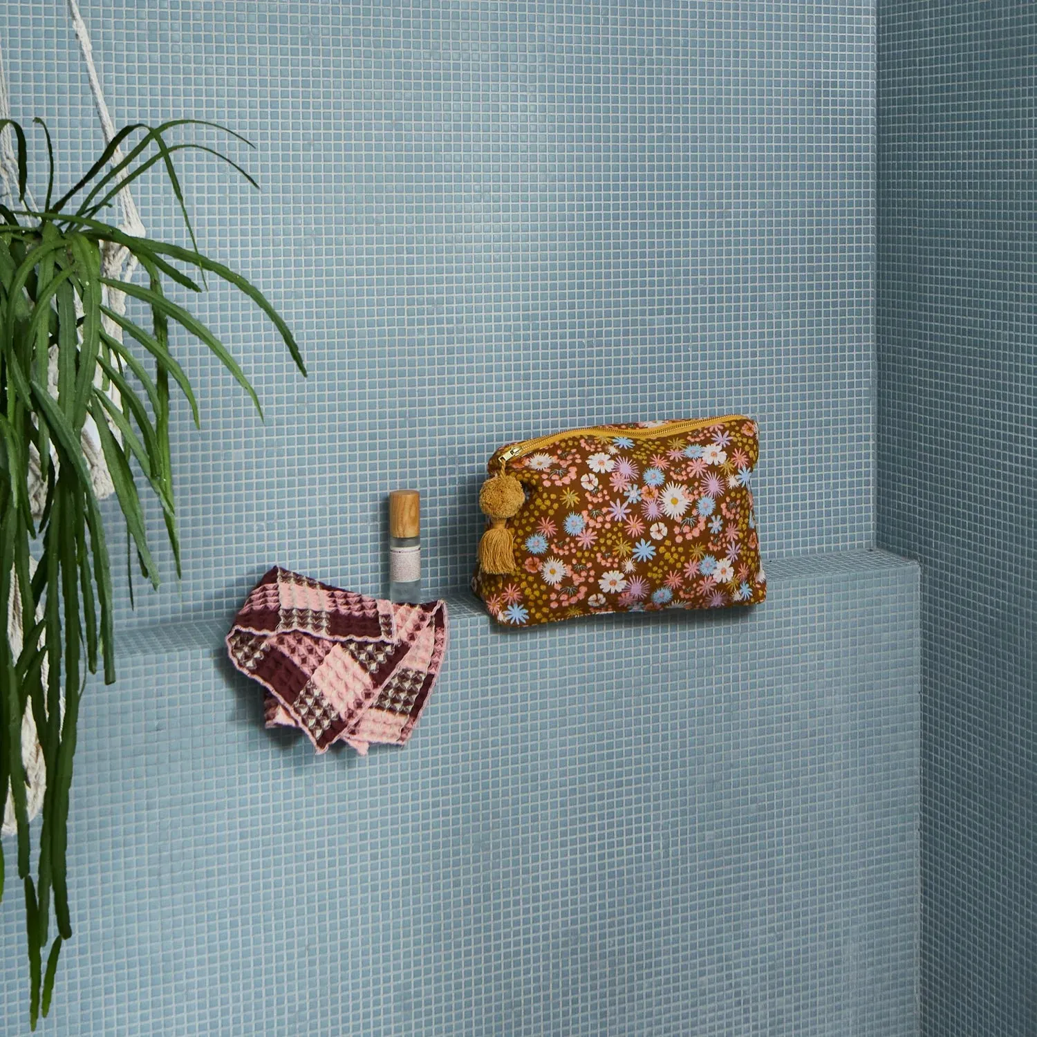 HAYFOLK COSMETIC BAG