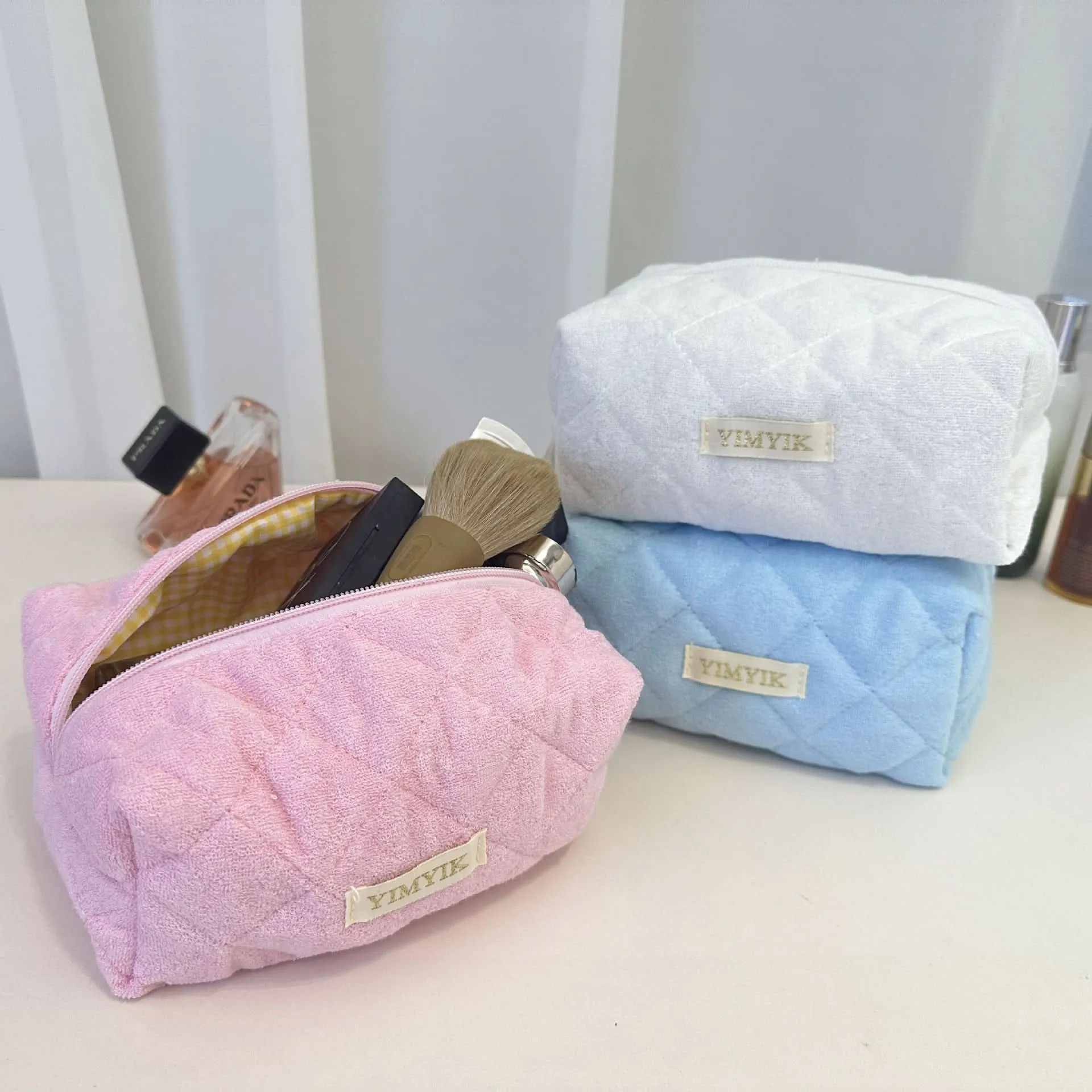High-Value Plush Cosmetic Bag - Cute Travel Storage for Girls