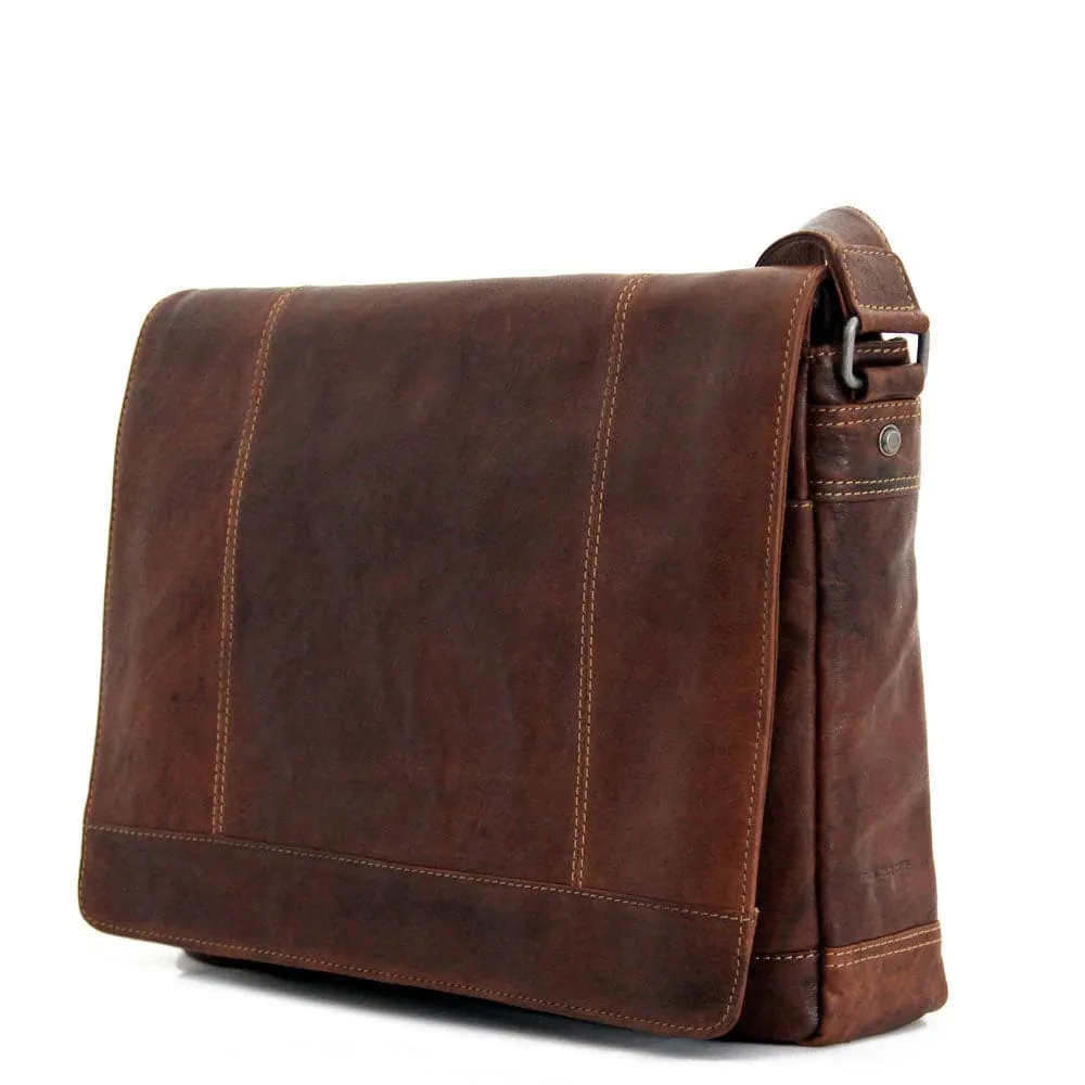 Jack Georges Voyager Full-Size Messenger Bag