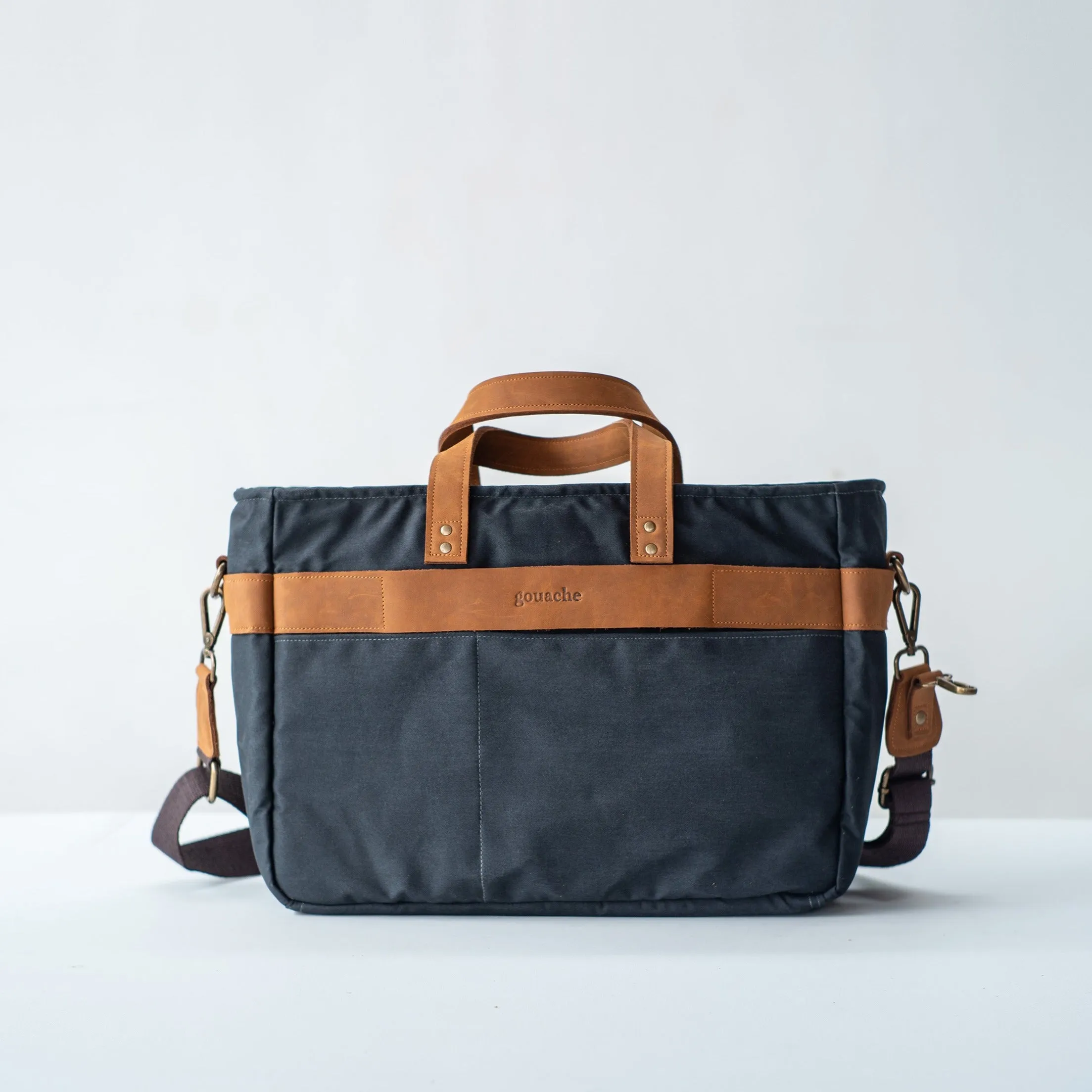 Kahlo Zippered Bag with Organizer