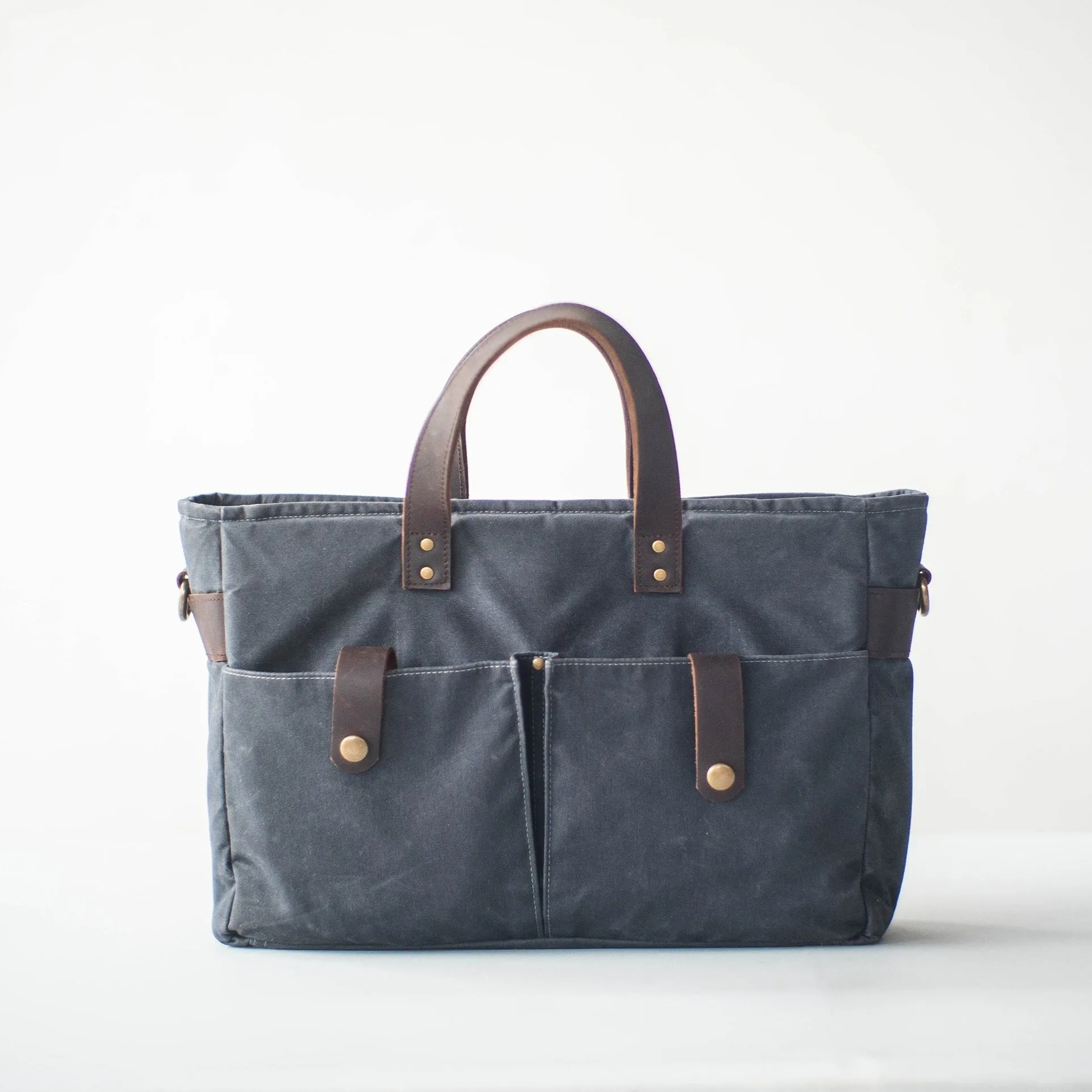 Kahlo Zippered Bag with Organizer