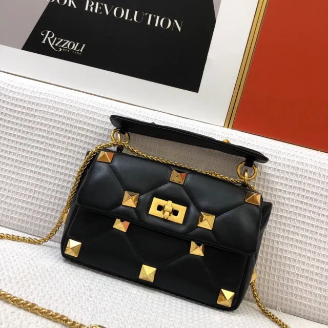 large diamond lock shoulder bag