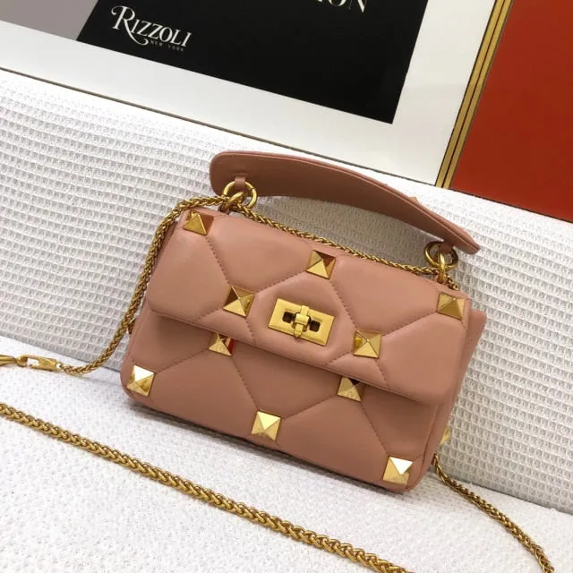 large diamond lock shoulder bag