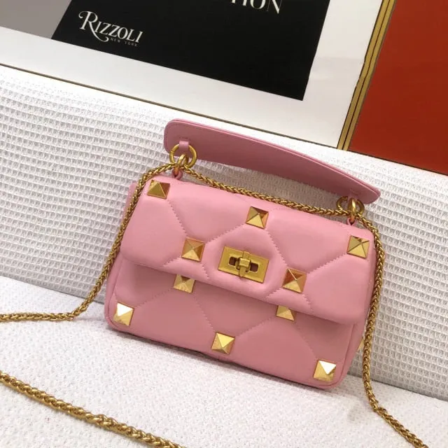 large diamond lock shoulder bag