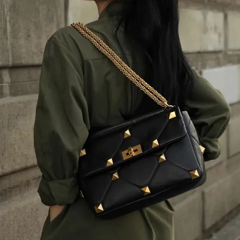 large diamond lock shoulder bag