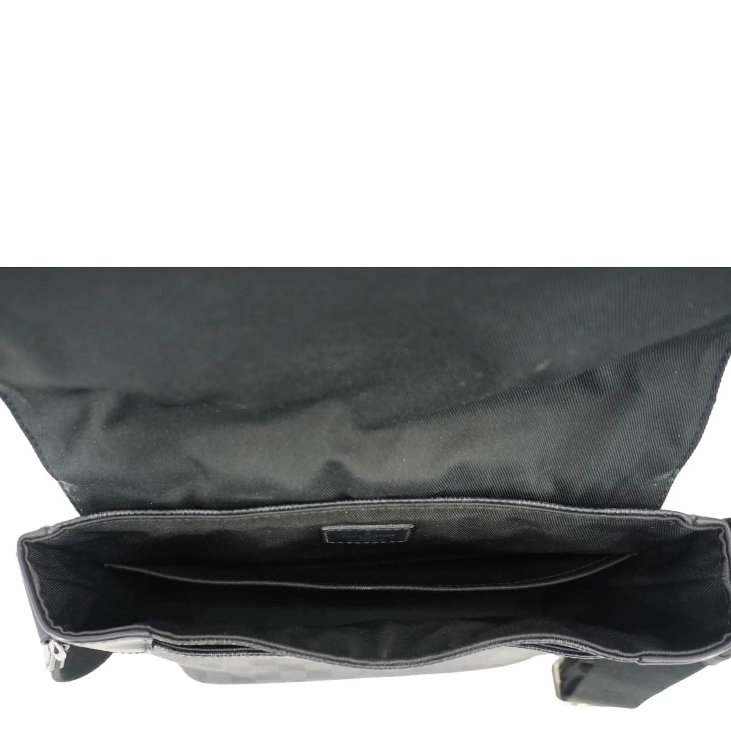 LOUIS VUITTON District PM Messenger Damier Graphite Messenger Bag Black