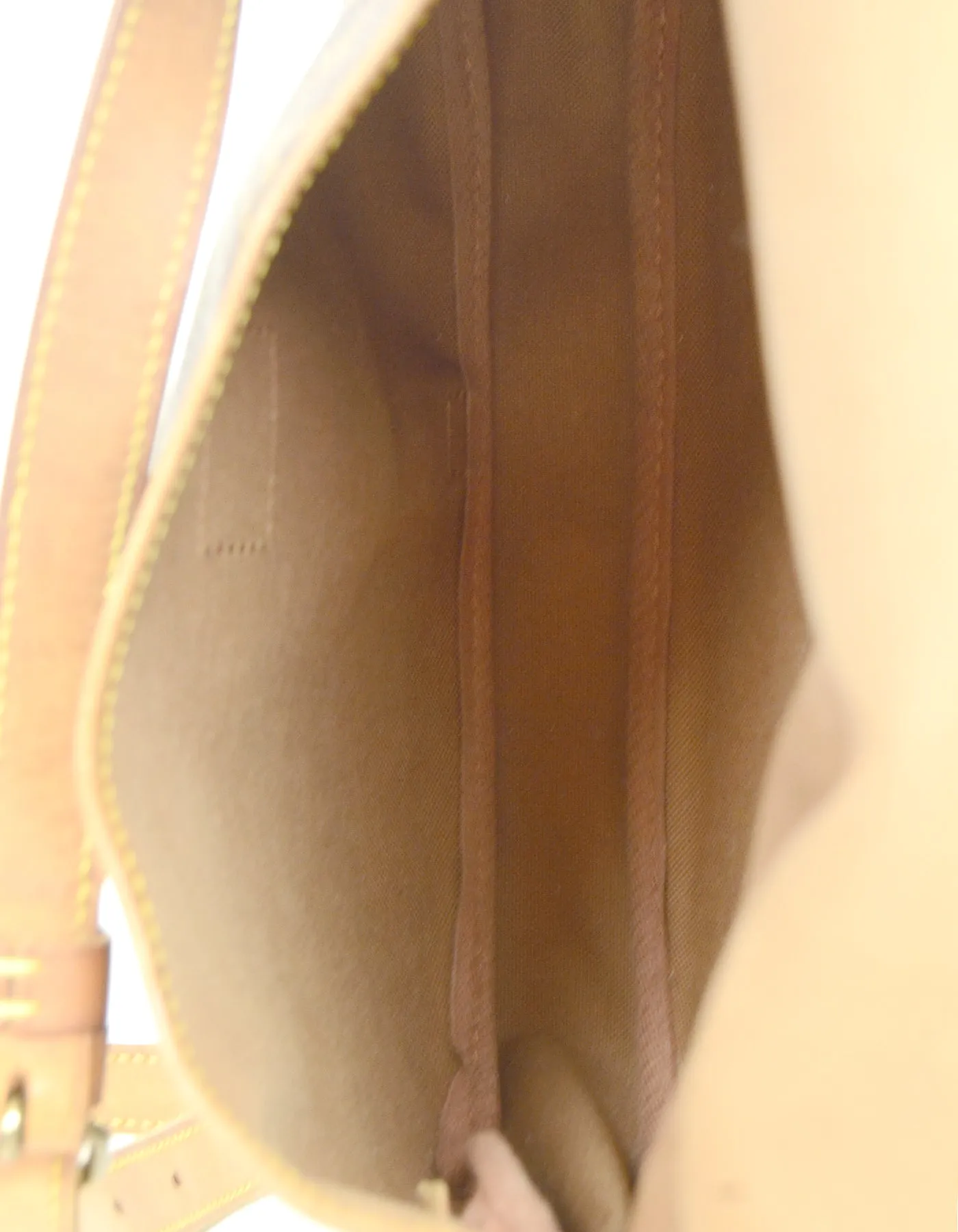 Louis Vuitton Monogram Canvas Saumur 30 Double Saddle Messenger Bag