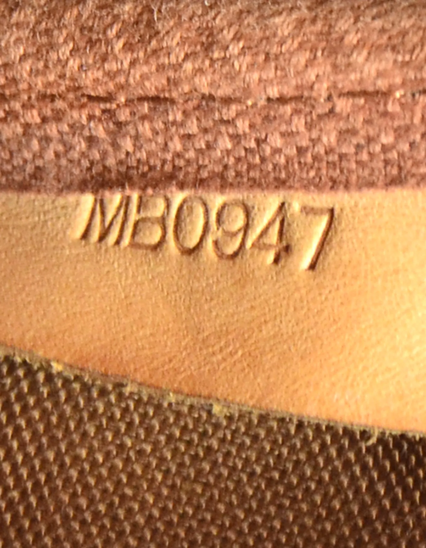 Louis Vuitton Monogram Canvas Saumur 30 Double Saddle Messenger Bag