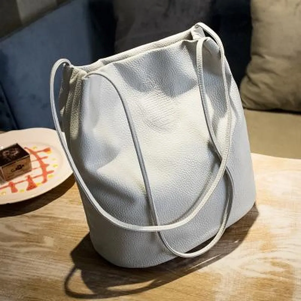 <bold>Bucket / Tote Bag<br>Vegan-Leather
