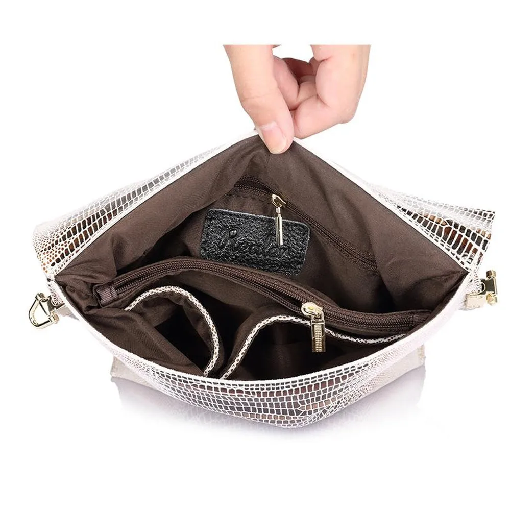 <bold>Messenger  / Crossbody Bag <br>Genuine-Leather