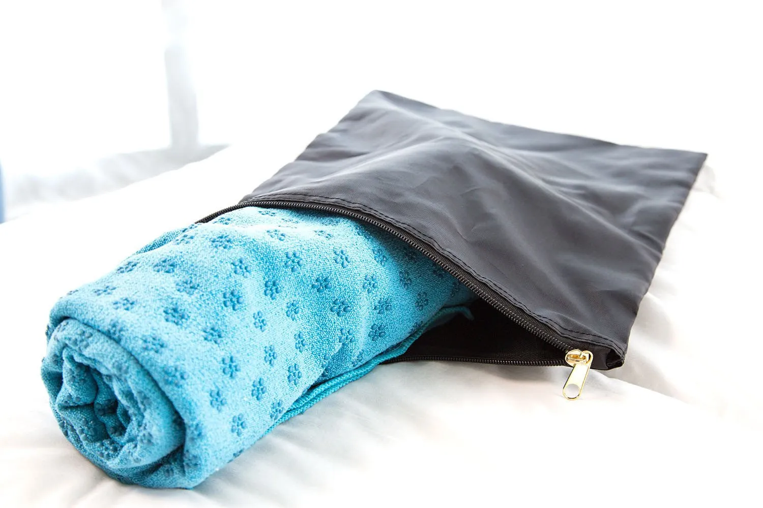 MACHINE-WASHABLE NYLON ZIPPERED BAG