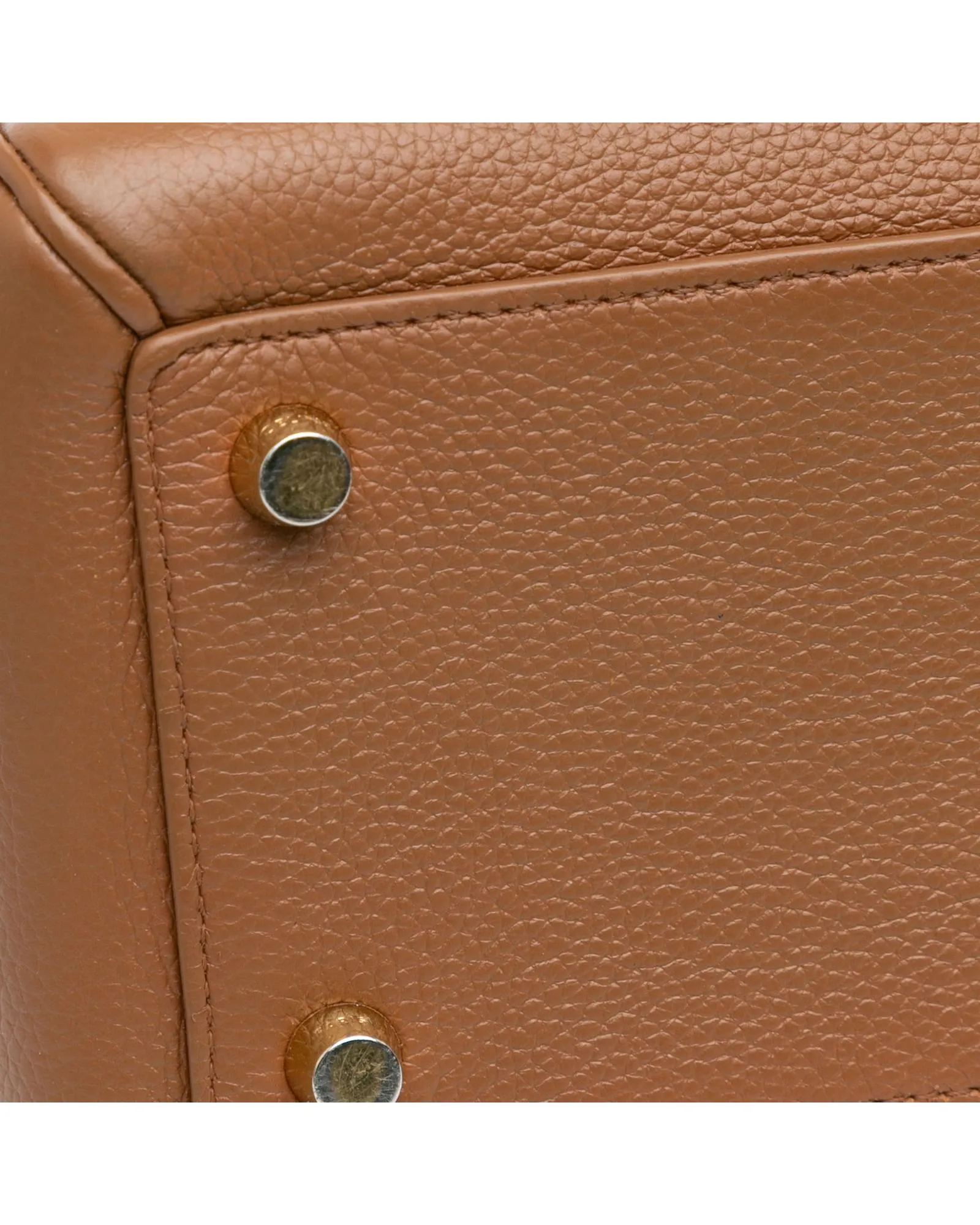 Medium Leather Satchel with Adjustable Straps and Multiple Compartments