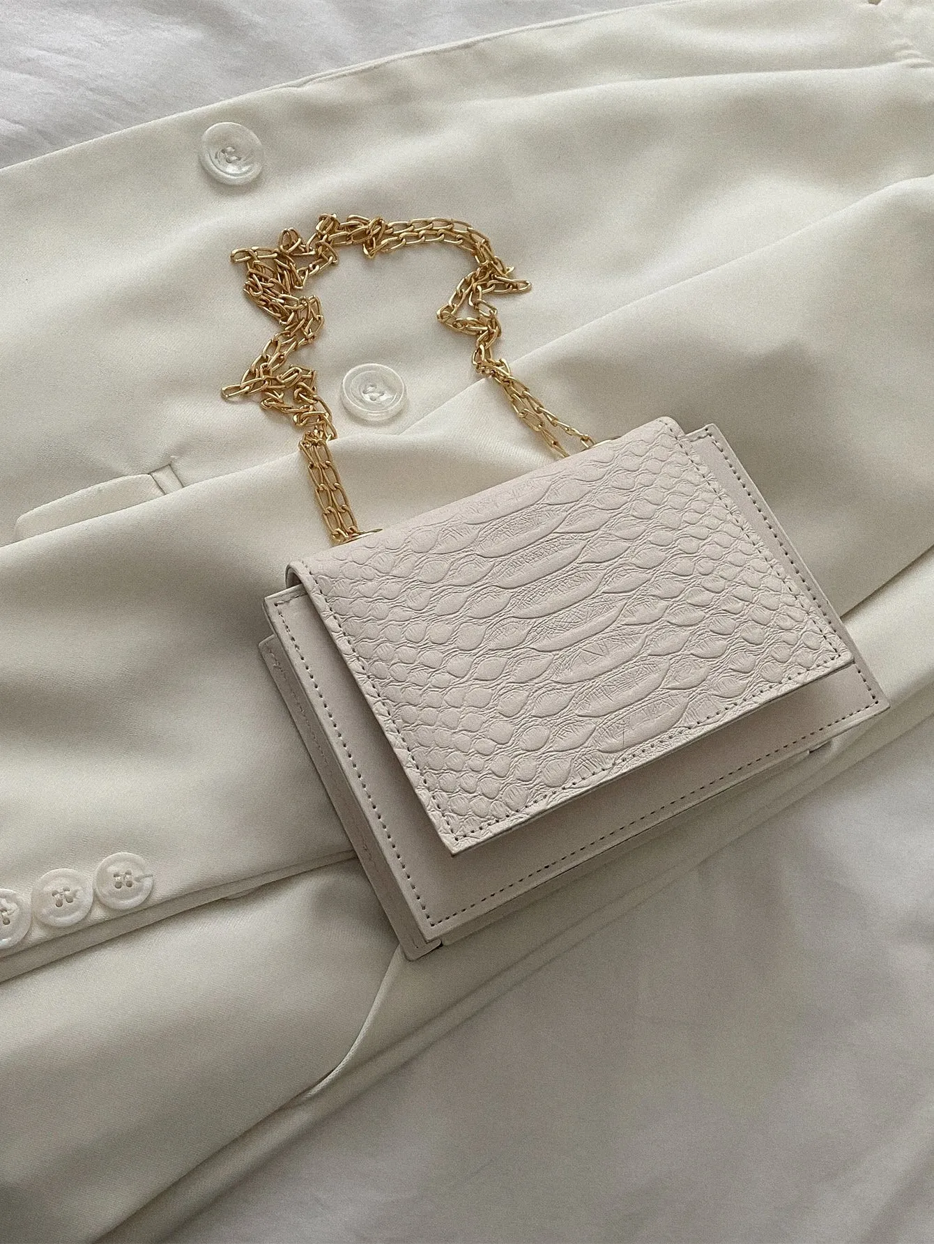 Mini Snakeskin Embossed Chain Square Bag - Beige - FD ⚡