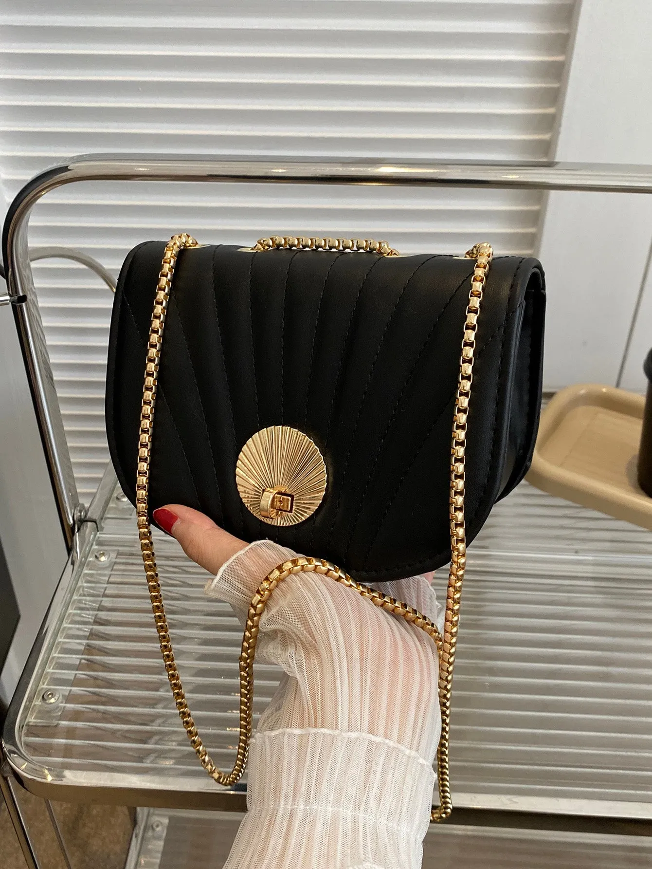Mini Turn-lock Flap Crossbody Bag And Metal Chain Strap - Black