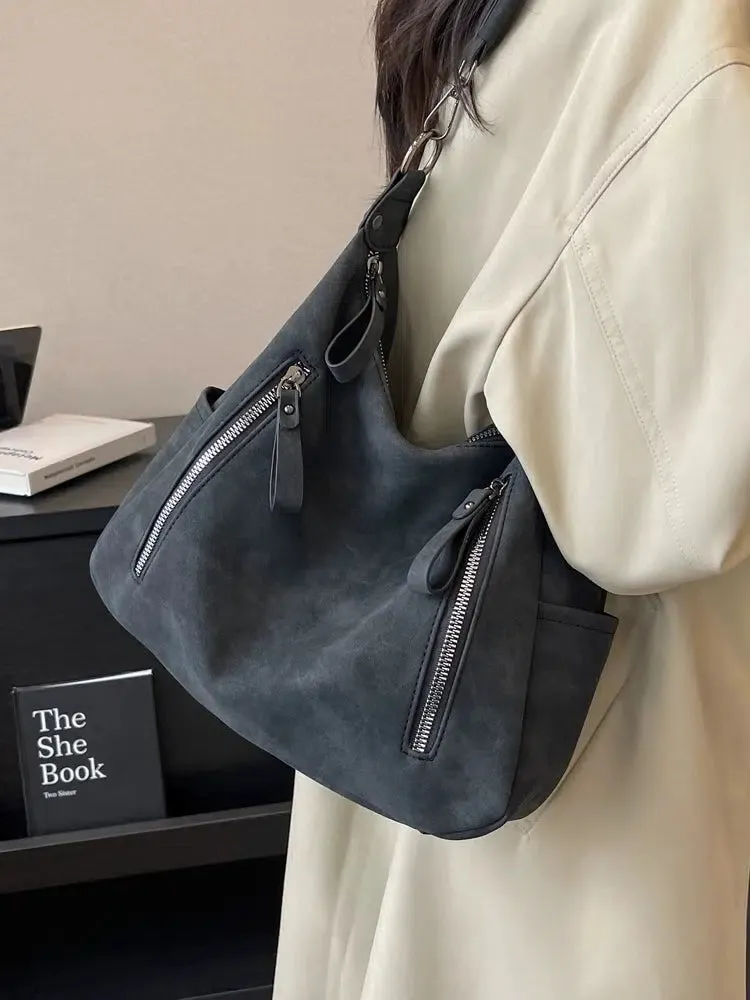Multiple Pockets Large Zippered Tote Bag