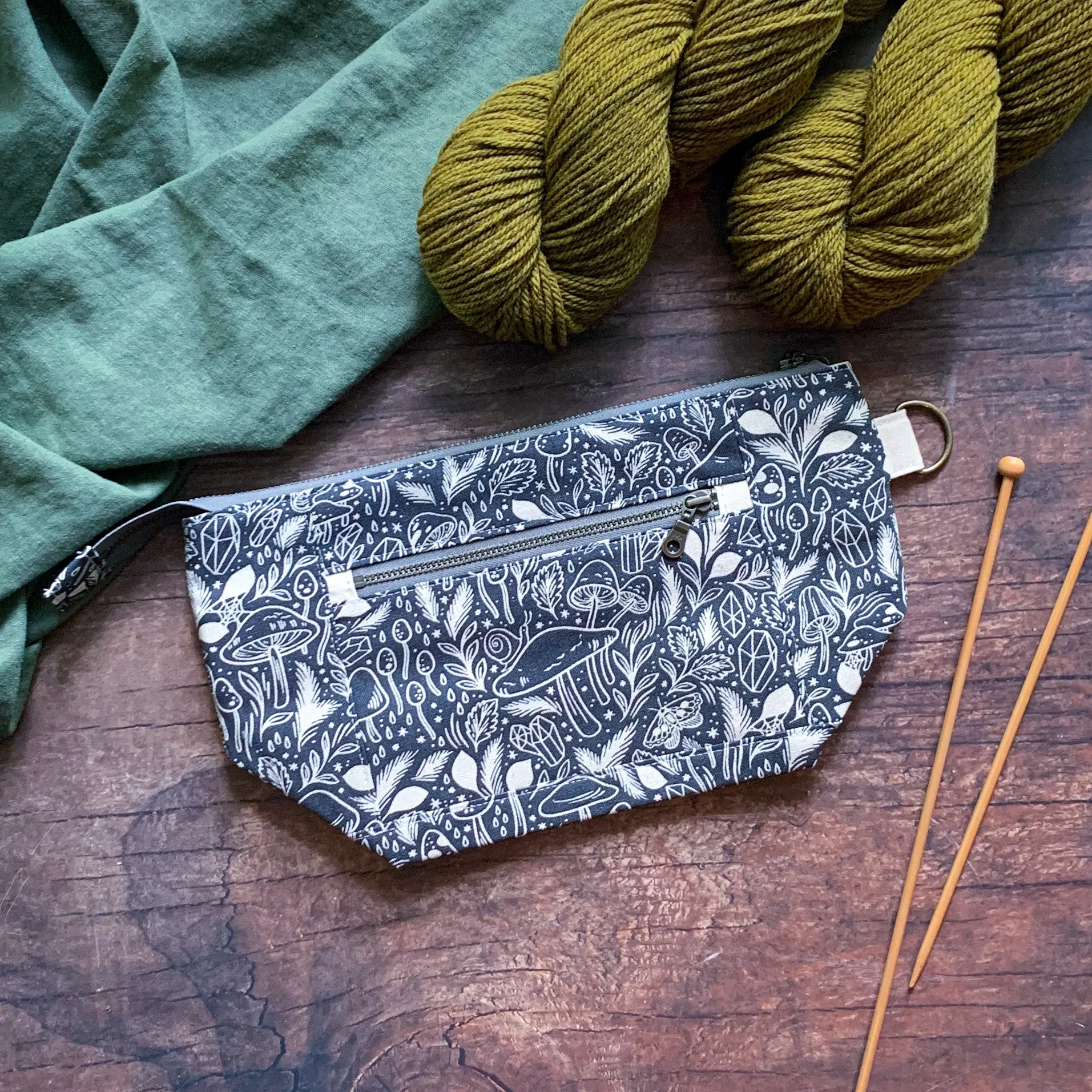 *Mystic Mushroom*  Zippered Knitting Project Bag