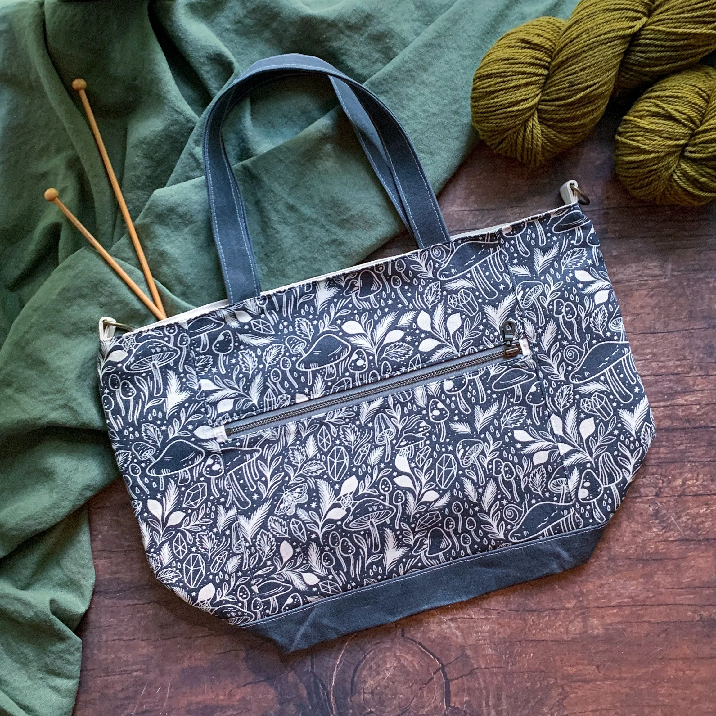 *Mystic Mushroom*  Zippered Knitting Project Bag