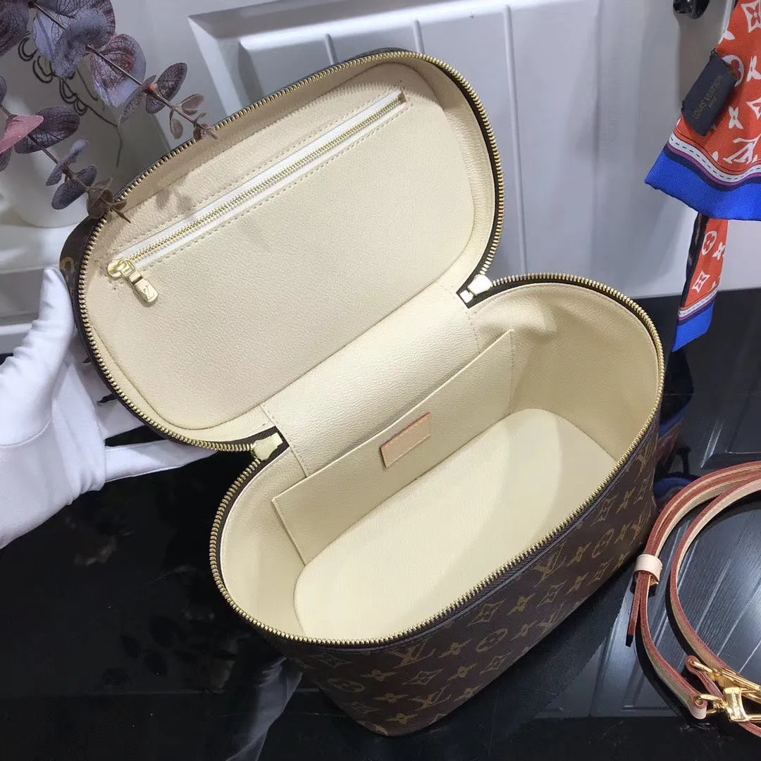 NICE BB TOILETRY POUCH