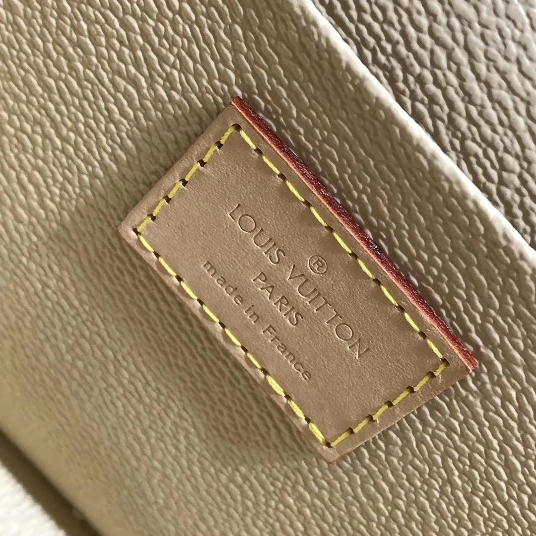 NICE BB TOILETRY POUCH