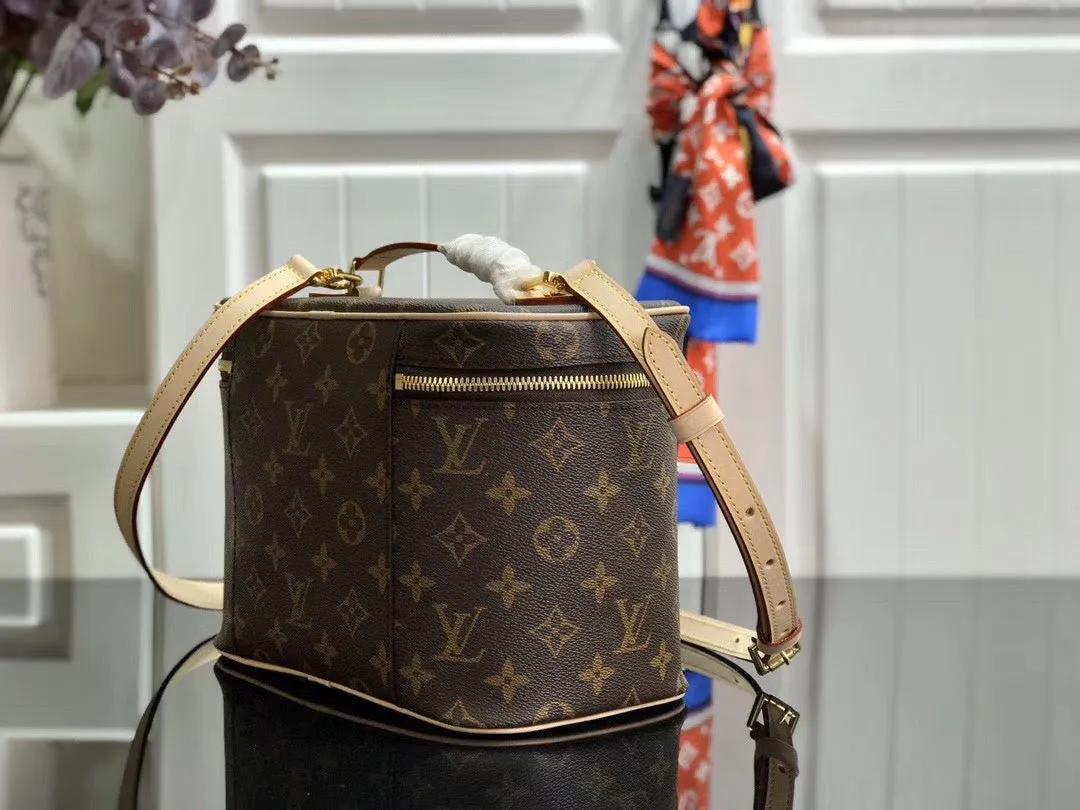 NICE BB TOILETRY POUCH
