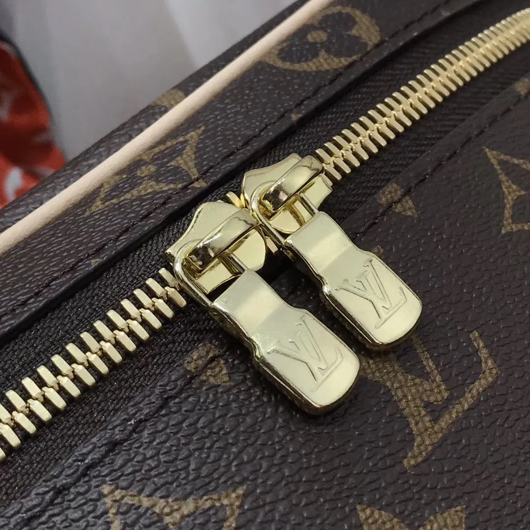 NICE BB TOILETRY POUCH