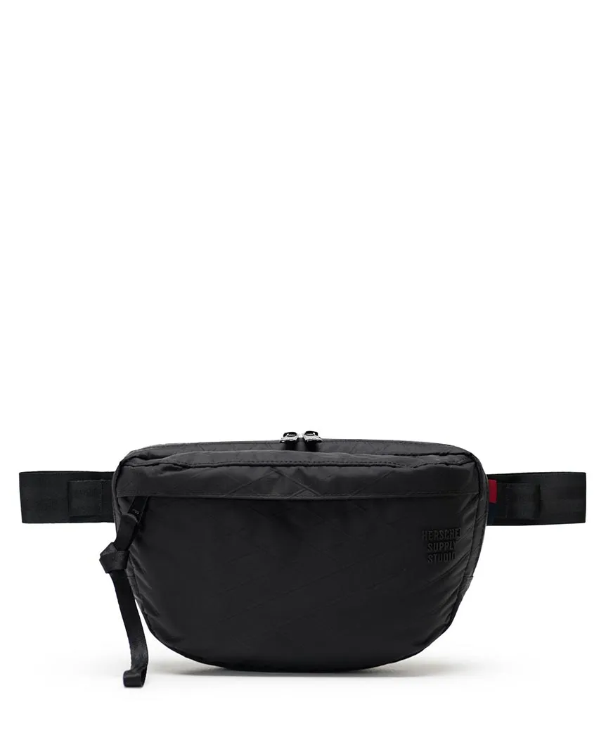Nineteen Hip Pack Black Studio