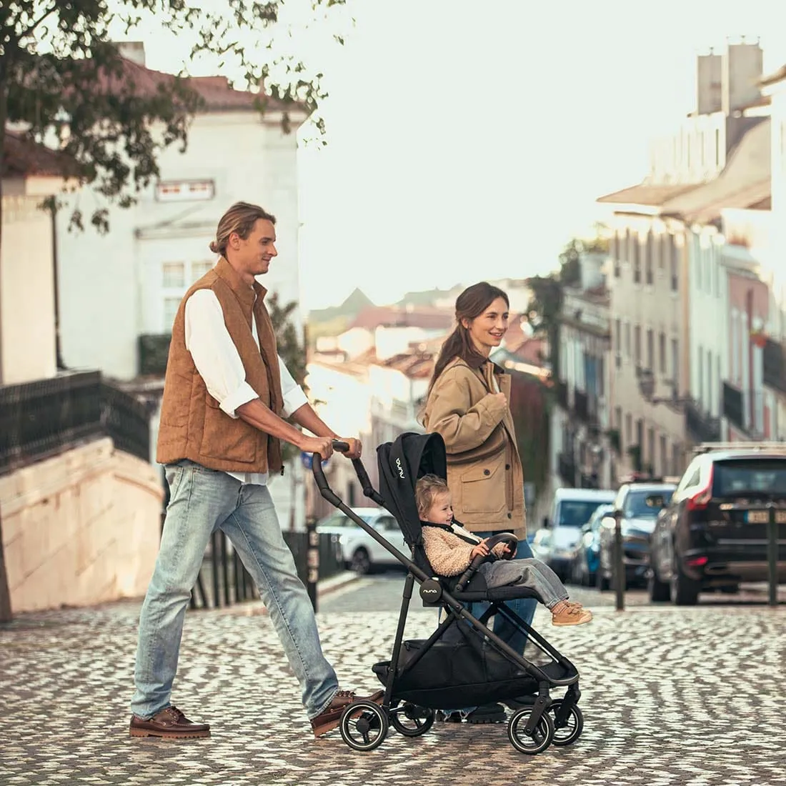 Nuna IXXA Next Compact Stroller - Caviar