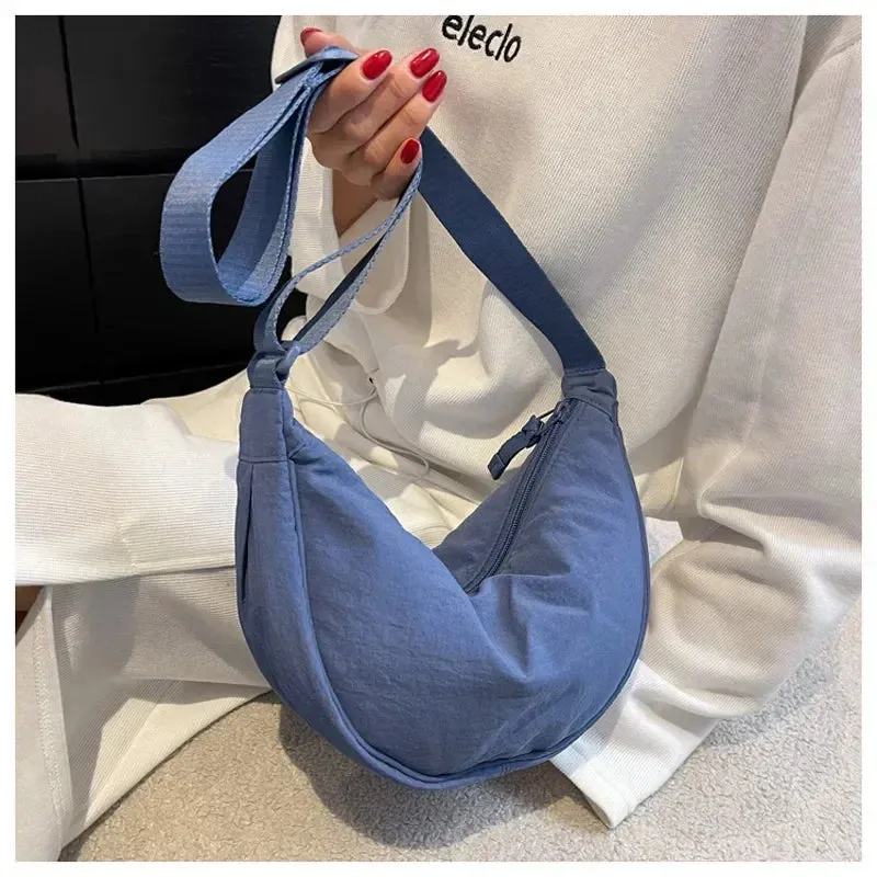 Nylon Hobos Chest Shoulder Bag Large Capacity Travel Crossbody Half Moon Belt Messenger for Women Bags