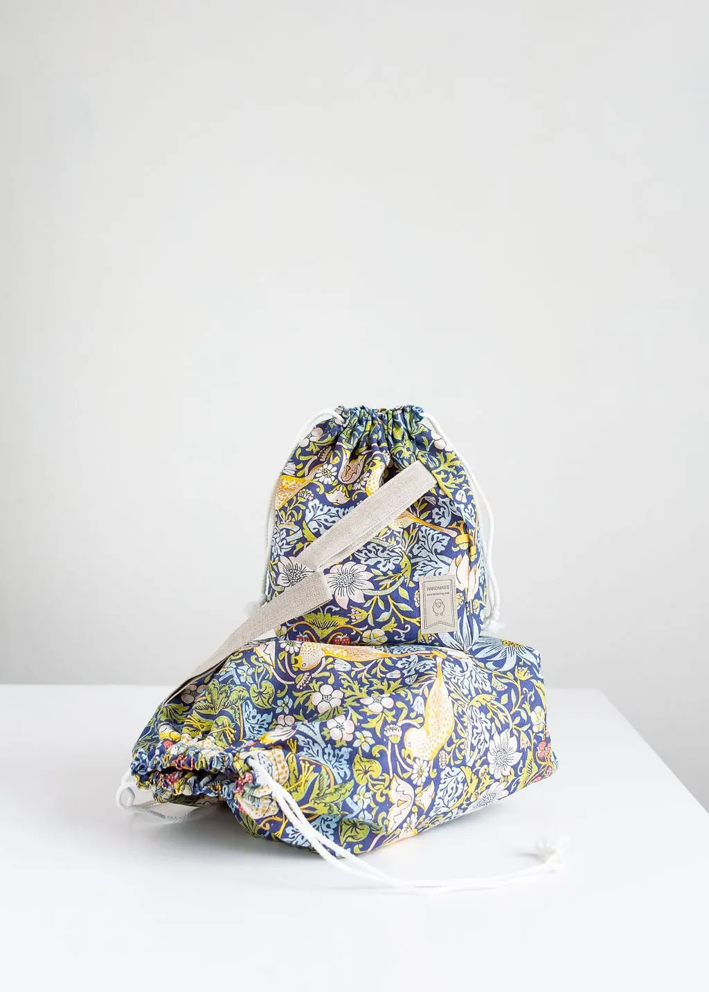 Project bags. Set of 2 Knitter Project Bags. Large and Small. William Morris Strawberry Thief print