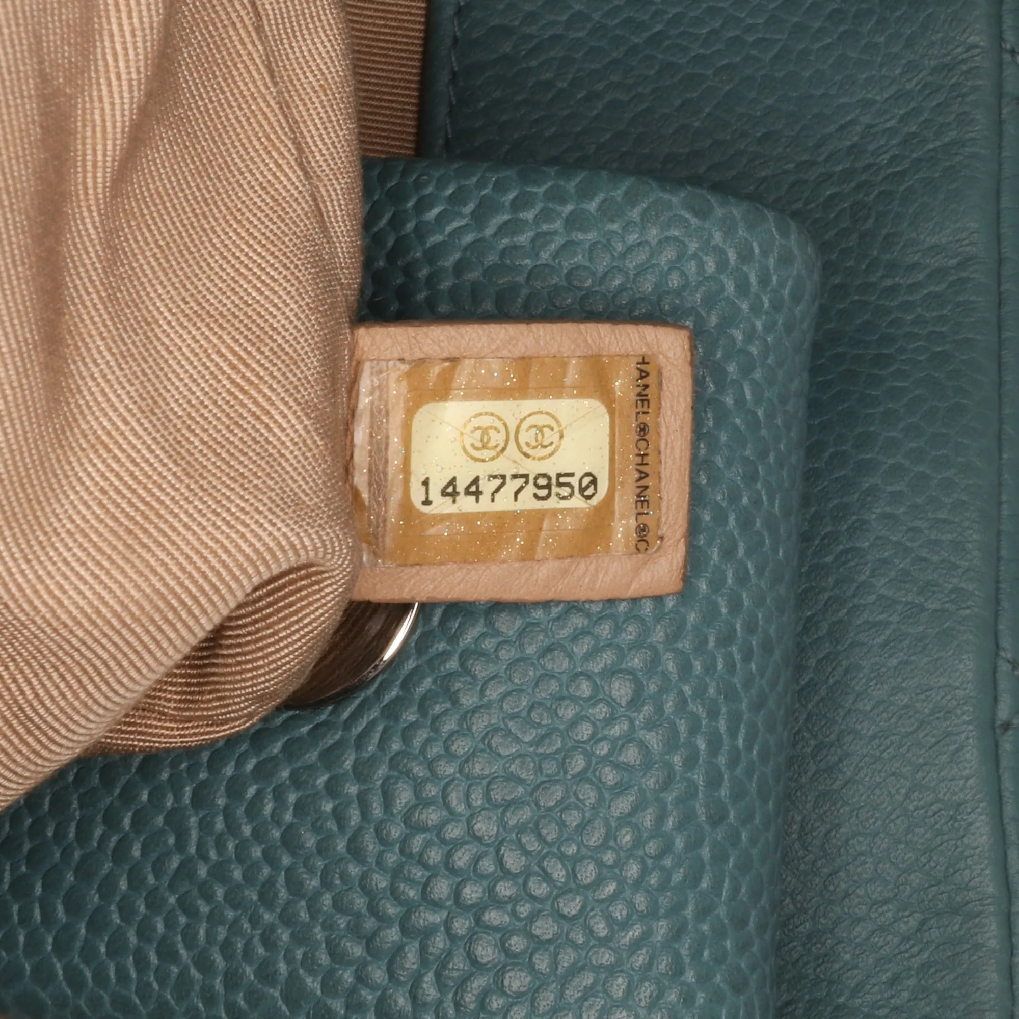 Quilted Caviar Expandable Zip Tote