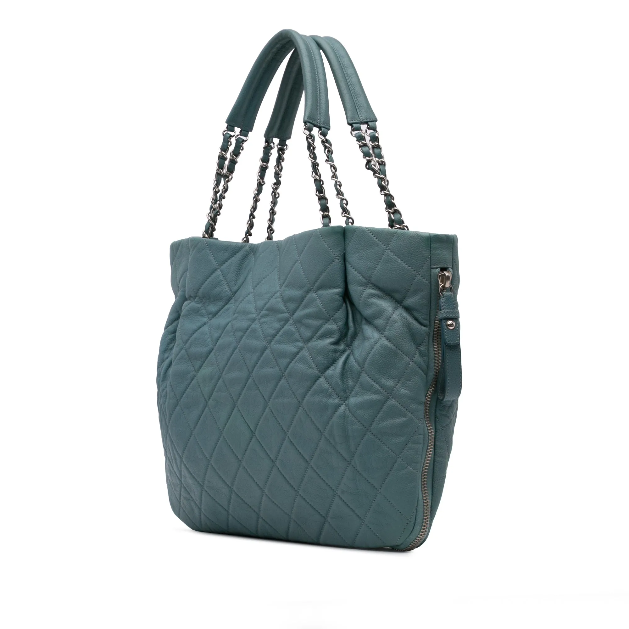 Quilted Caviar Expandable Zip Tote