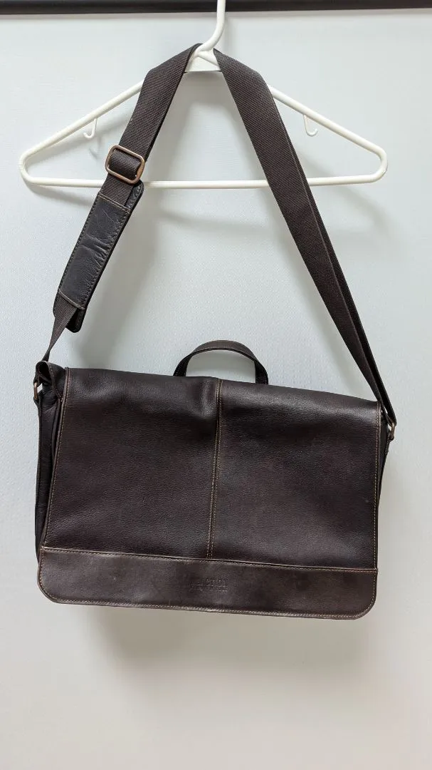 Reaction Kenneth Cole Brown Leather Messenger Bag